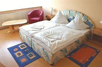 בית הארחה City Sanader 2*